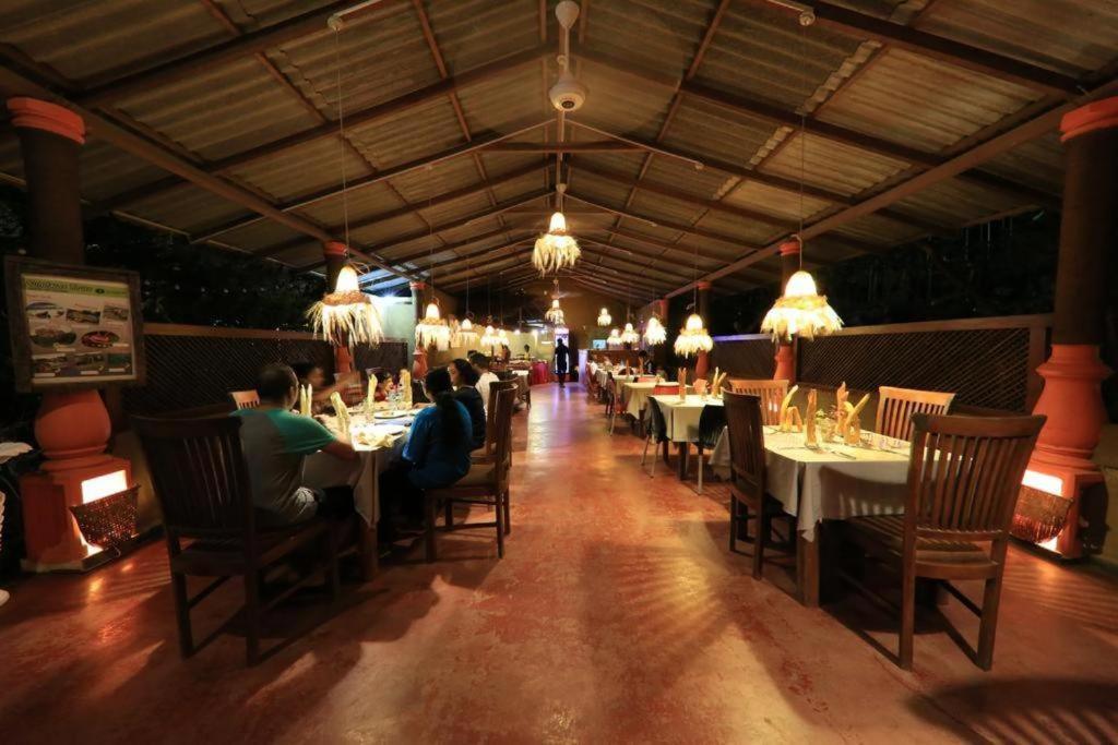 Sundaras Resort Ltd Dambulla Ngoại thất bức ảnh